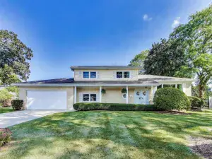 2439 Greenwood Road Northbrook IL 60062 MLS #MRD12435601 64 broker reciprocity