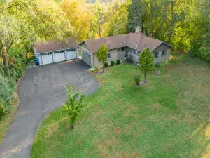 265 Canal Drive St. Charles IL 60174 MLS #MRD12498372 50 broker reciprocity
