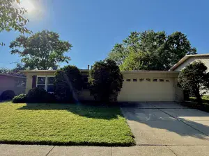 18101 Wildwood Avenue Lansing IL 60438 MLS #MRD12478791 52 broker reciprocity