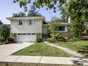 2510 Lorraine Circle Geneva IL 60134 MLS #MRD12467997 60 broker reciprocity