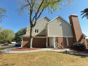 633 Dove Court Grayslake IL 60030 MLS #MRD12462340 62 broker reciprocity