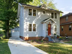 1226 Low Street Bloomington IL 61701 MLS #MRD12409277 50 broker reciprocity