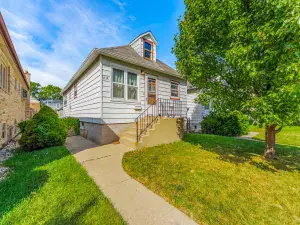 3720 W 82nd Street Chicago IL 60652 MLS #MRD12498303 56 broker reciprocity