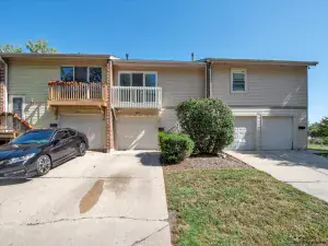 271 N Smith Street Aurora IL 60505 MLS #MRD12496132 54 broker reciprocity
