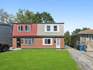 5013 Euclid Lane Richton Park IL 60471 MLS #MRD12383992 52 broker reciprocity