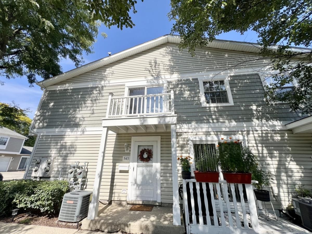 543 Wynn Court #543 Wheeling IL 60090 MLS #MRD12485044 45 MLS #MRD12485044 image #0