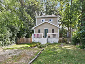 1006 Pine Street Fox River Grove IL 60021 MLS #MRD12493713 60 broker reciprocity
