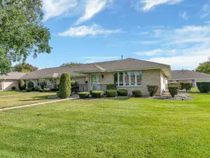 16082 Julia Courtyard Tinley Park IL 60477 MLS #MRD12457000 46 broker reciprocity