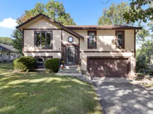 2335 CORNELL Drive Rockford IL 61108 MLS #MRD12433863 60 broker reciprocity