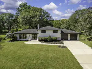 2S200 Valley Road Lombard IL 60148 MLS #MRD12446682 46 broker reciprocity