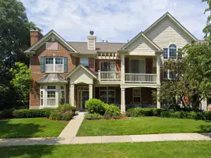 1414 Pebblecreek Drive Glenview IL 60025 MLS #MRD12482620 50 broker reciprocity