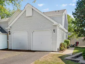 1388 Monomoy Street #B Aurora IL 60506 MLS #MRD12491316 50 broker reciprocity