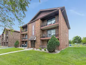 14969 S willowcrest Drive #17 Midlothian IL 60445 MLS #MRD12500465 58 broker reciprocity