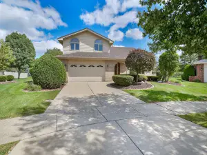 7922 Sycamore Drive Orland Park IL 60462 MLS #MRD12452874 46 broker reciprocity