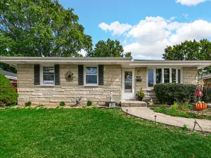 372 Bensley Avenue Calumet City IL 60409 MLS #MRD12485409 56 broker reciprocity
