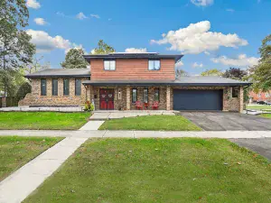 375 Chappel Avenue Calumet City IL 60409 MLS #MRD12448322 46 broker reciprocity