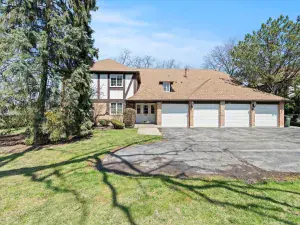 714 W 63rd Street #202 Westmont IL 60559 MLS #MRD12489939 62 broker reciprocity