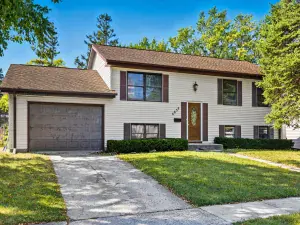 633 High Ridge Road Roselle IL 60172 MLS #MRD12501389 48 broker reciprocity