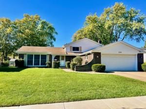 2112 N Kennicott Drive Arlington Heights IL 60004 MLS #MRD12486523 45 MLS #MRD12486523 image #0