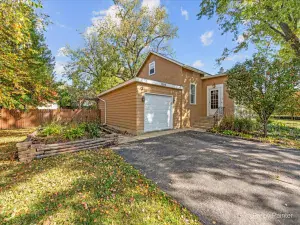 1006 Pine Street Fox River Grove IL 60021 MLS #MRD12493713 50 broker reciprocity
