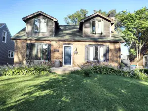 3223 W 98th Street Evergreen Park IL 60805 MLS #MRD12488449 54 broker reciprocity