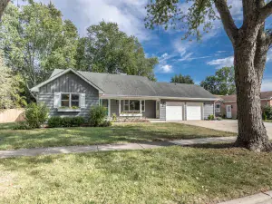 902 Shagbark Lane West Dundee IL 60118 MLS #MRD12433793 56 broker reciprocity