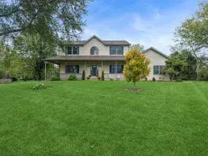 9221 Dirkshire Drive Woodstock IL 60098 MLS #MRD12500836 50 broker reciprocity