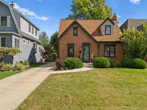 2694 Berkshire Drive Geneva IL 60134 MLS #MRD12482772 48 broker reciprocity