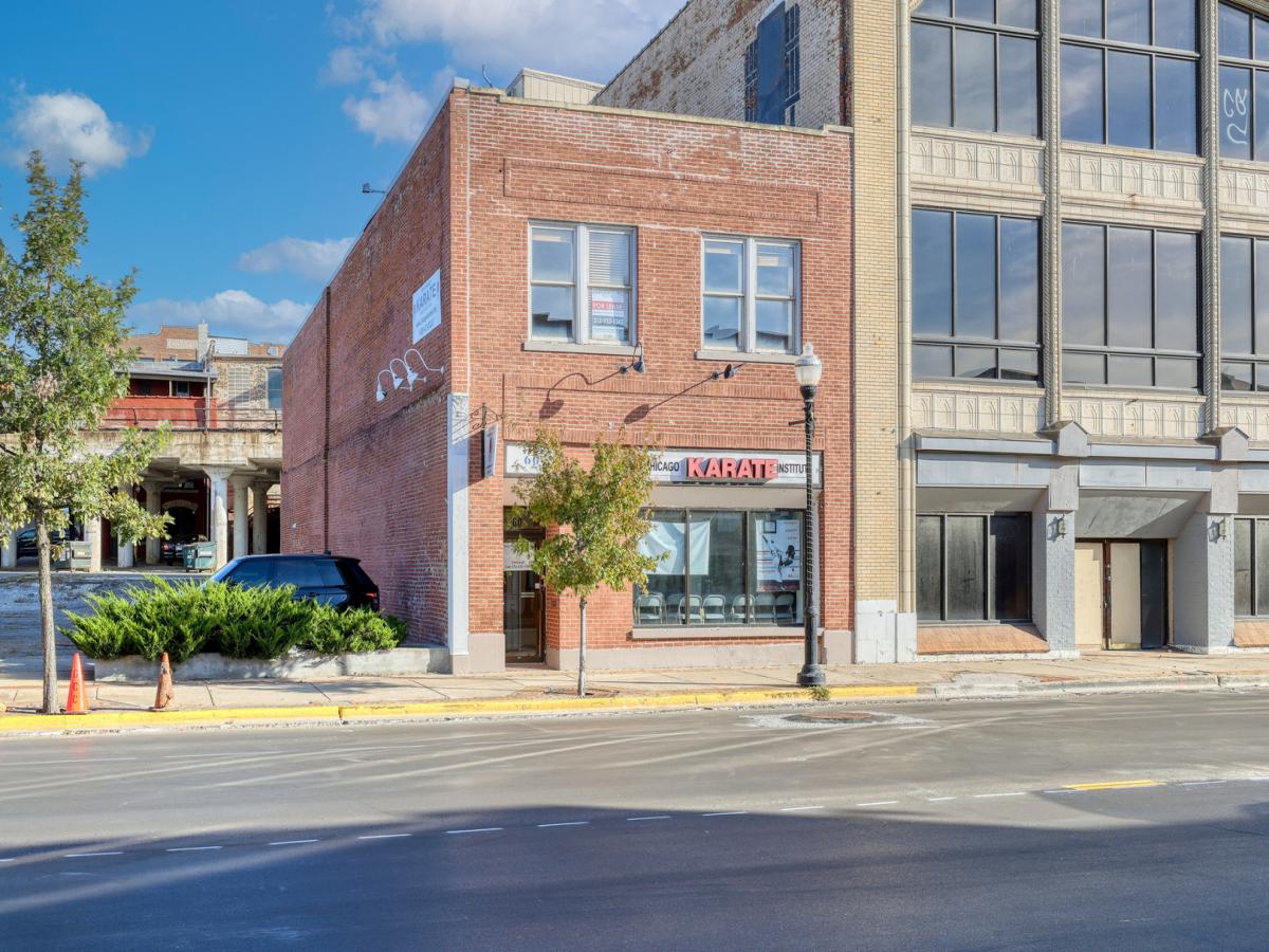 60 S Broadway Avenue #201 Aurora IL 60505 MLS #MRD12487095 41 MLS #MRD12487095 image #0