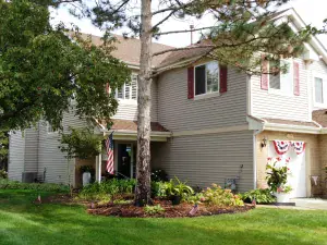 125 CLEVELAND Court #M2 Schaumburg IL 60193 MLS #MRD12451844 54 broker reciprocity