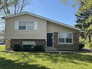 29 Cunningham Lane Park Forest IL 60466 MLS #MRD12439508 48 broker reciprocity