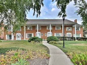 1406 Chanticleer Lane #1406 Hinsdale IL 60521 MLS #MRD12500440 52 broker reciprocity
