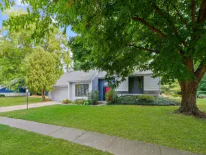 1202 Foothill Drive Champaign IL 61821 MLS #MRD12424287 62 broker reciprocity