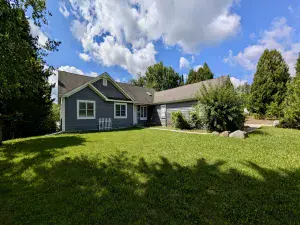 102 Center Street Algonquin IL 60102 MLS #MRD12496802 64 broker reciprocity