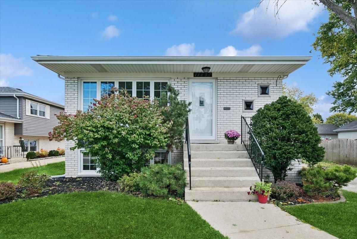 11857 S Lawler Avenue Alsip IL 60803 MLS #MRD12487990 45 MLS #MRD12487990 image #0