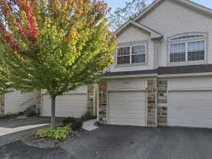 1317 Brookdale Drive #1317 Carpentersville IL 60110 MLS #MRD12498297 60 broker reciprocity