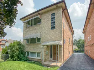 1817 W TOUHY Avenue #2E Park Ridge IL 60068 MLS #MRD12498416 60 broker reciprocity