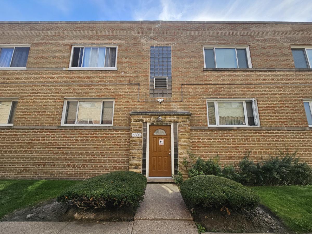 6308 N Kedzie Avenue #2W Chicago IL 60659 MLS #MRD12488243 45 MLS #MRD12488243 image #0