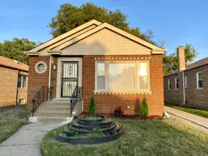 10823 S Ewing Avenue Chicago IL 60617 MLS #MRD12485450 58 broker reciprocity