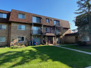 1119 E Algonquin Road #7 Arlington Heights IL 60005 MLS #MRD12497703 54 broker reciprocity