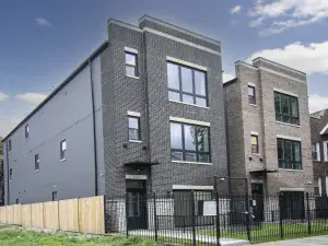 5354 W Montrose Avenue Chicago IL 60641 MLS #MRD12497566 64 broker reciprocity