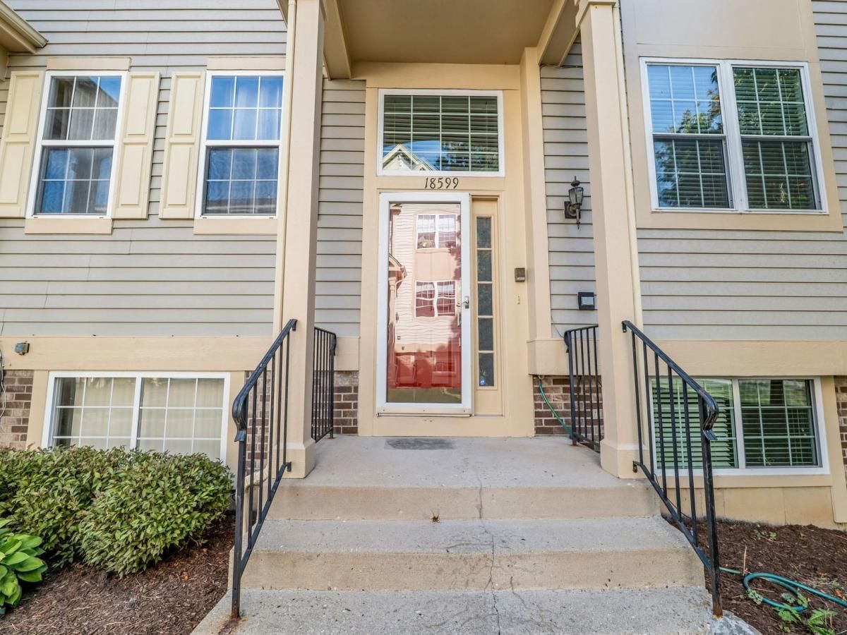 18599 W Sterling Court Grayslake IL 60030 MLS #MRD12488788 45 MLS #MRD12488788 image #0