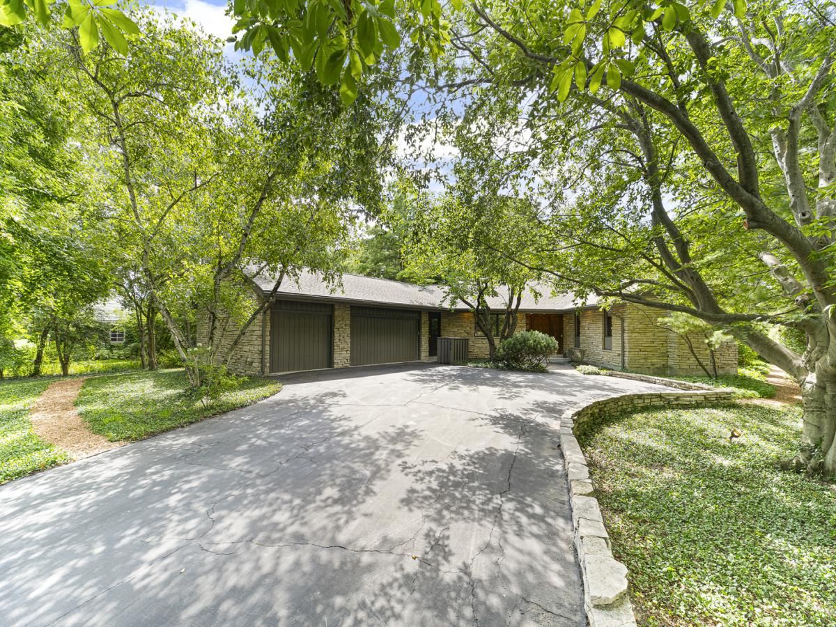 1370 Sunview Lane Winnetka IL 60093 MLS #MRD12488904 41 MLS #MRD12488904 image #0