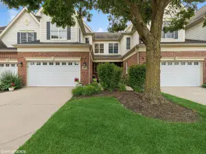 577 yosemite Way Mundelein IL 60060 MLS #MRD12460489 56 broker reciprocity