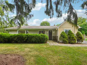 1810 5th Street Winthrop Harbor IL 60096 MLS #MRD12463394 62 broker reciprocity