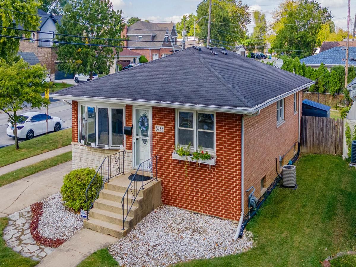 5936 W 97th Street Oak Lawn IL 60453 MLS #MRD12489312 45 MLS #MRD12489312 image #0