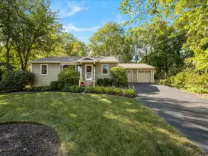 702 Derby Course St. Charles IL 60174 MLS #MRD12463252 64 broker reciprocity