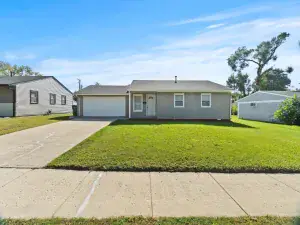 16218 Sussex Court Markham IL 60428 MLS #MRD12415437 50 broker reciprocity