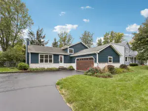 4027 Blackstone Drive Aurora IL 60504 MLS #MRD12498305 46 broker reciprocity