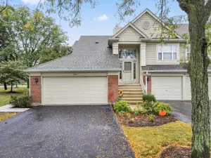 2437 Daybreak Court #2437 Elgin IL 60123 MLS #MRD12479701 60 broker reciprocity